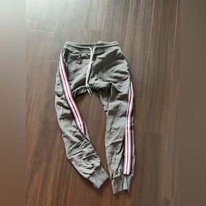 Sweet pea joggers